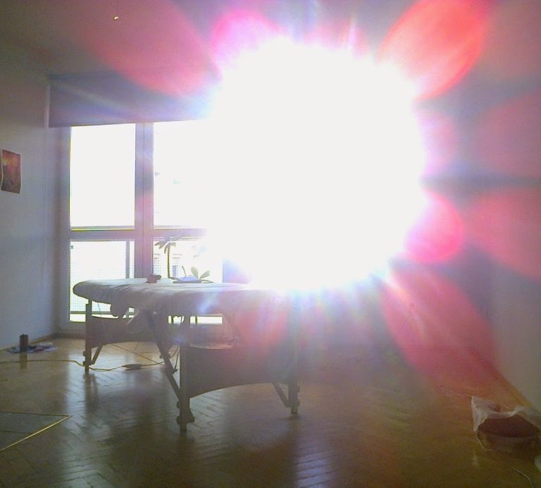 Read more about the article Kocie łapy masują