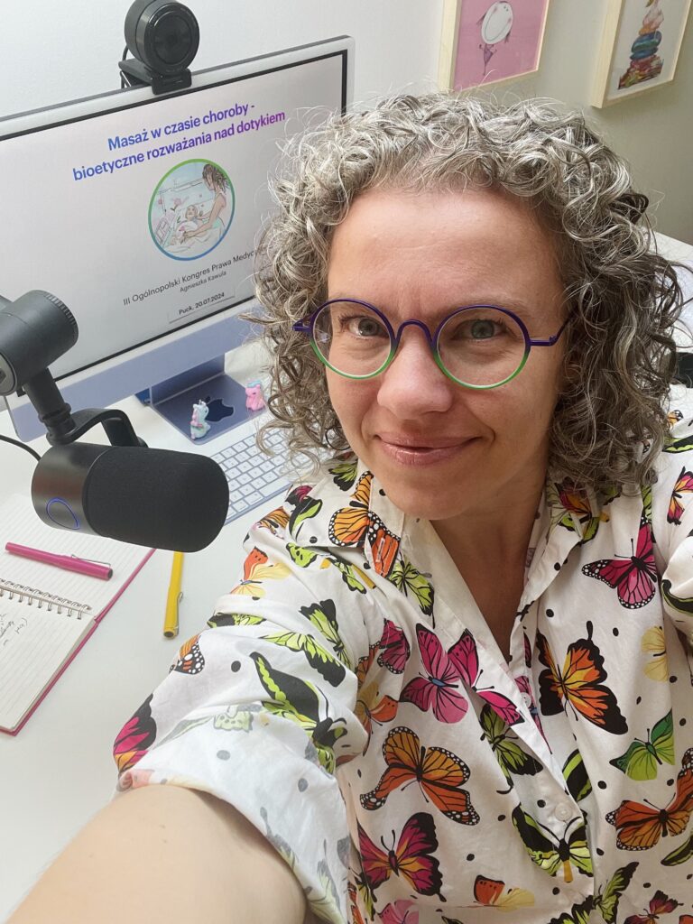 Read more about the article Etyka dotyku