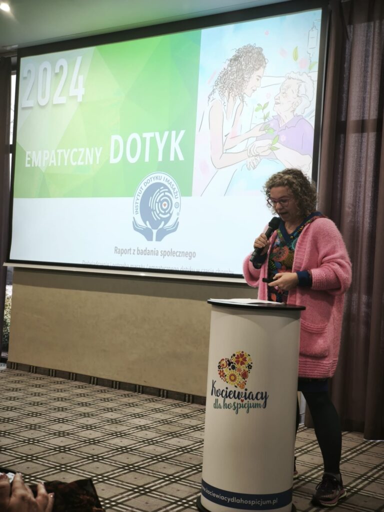 Read more about the article Dotyk na konferencji